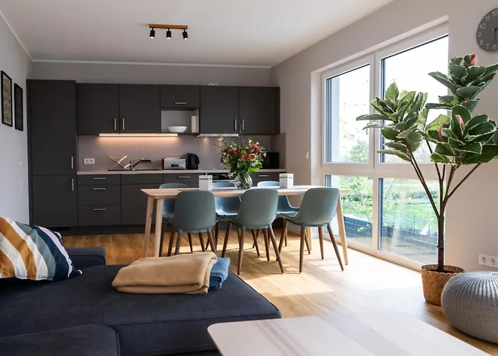 Moderne & Familienfreundliche Ferienwohnung Am Goitzschesee